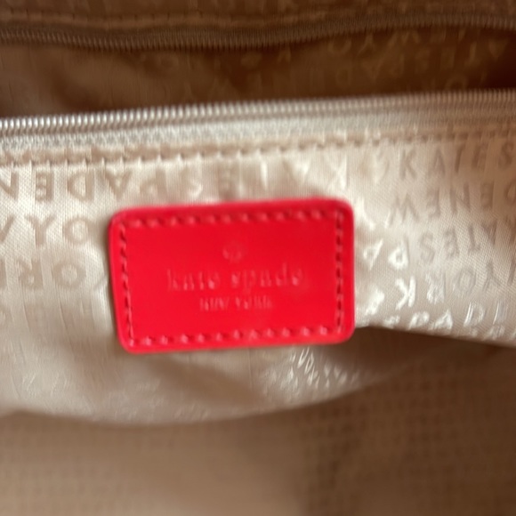 Kate Side Coral Tote - Picture 3 of 5